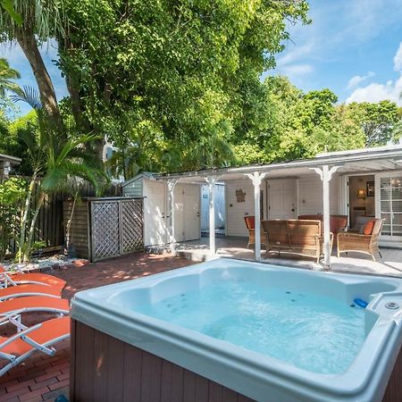 Hemingway'S View Villa คีย์เวสต์ ภายนอก รูปภาพ